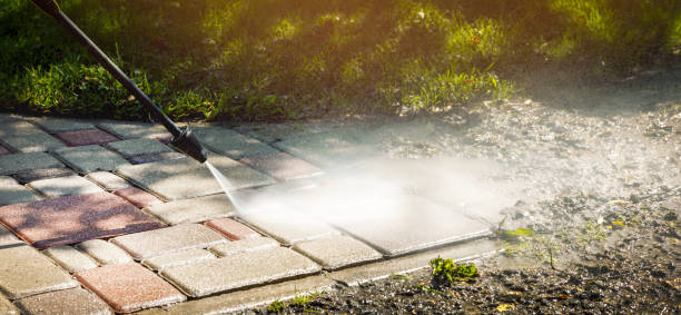 Best Playground Equipment Cleaning  in Bluffton, IN